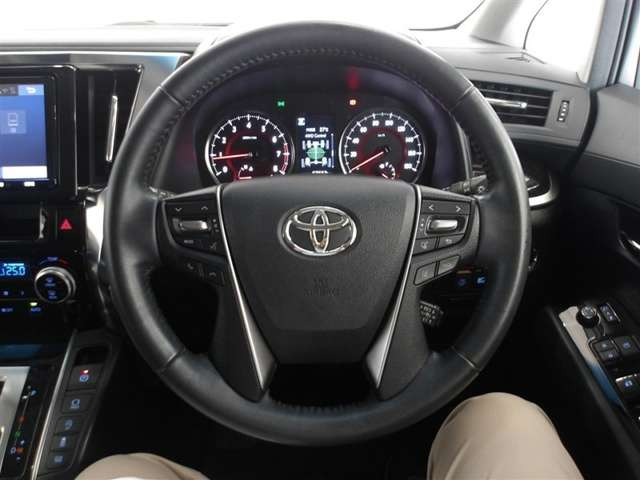 アルファード2.5 S 4WD