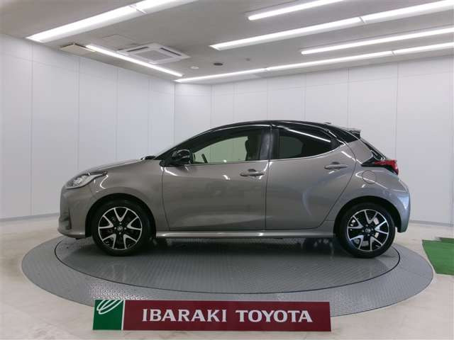 ヤリス1.5 ハイブリッド Z