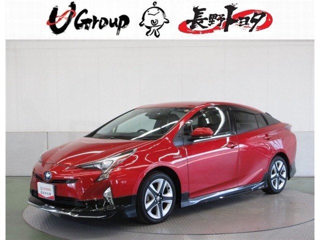 プリウス1.8 A ツーリングセレクション E-Four 4WD