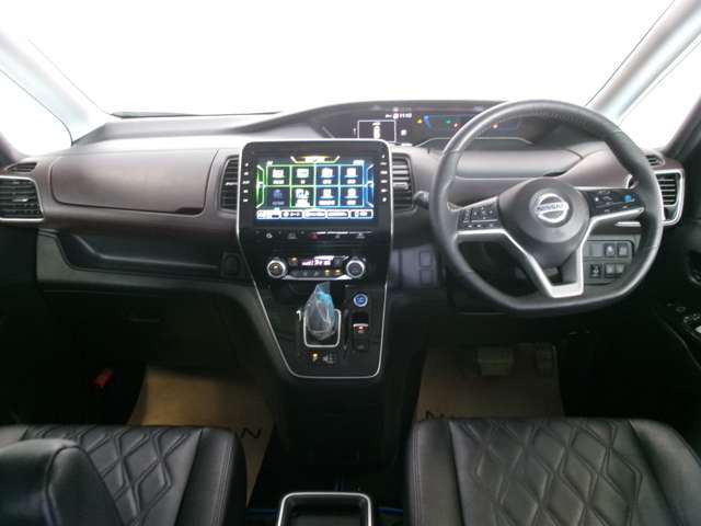 セレナ1.2 e-POWER ハイウェイスターG