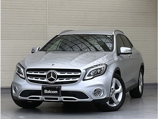 GLAクラスGLA220 4マチック 4WD