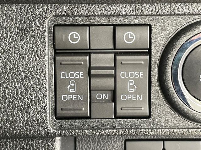 【両側パワースライドドア】スマートキーや運転席のスイッチで後席両側スライドドアの開閉が可能♪電動だから力を入れてドアを開ける必要が無く、小さなお子様でも簡単に開け閉めでき快適です♪