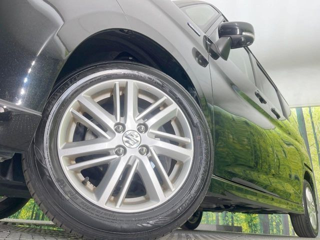 �y�����A���~�z�C�[���z�O�ςɃ}�b�`���������A���~�z�C�[���𑕒����Ă���܂��B�e��ЊO�A���~�z�C�[����A�X�^�b�h���X�^�C�����戵�����Ă���܂��B���񂲑��k����������