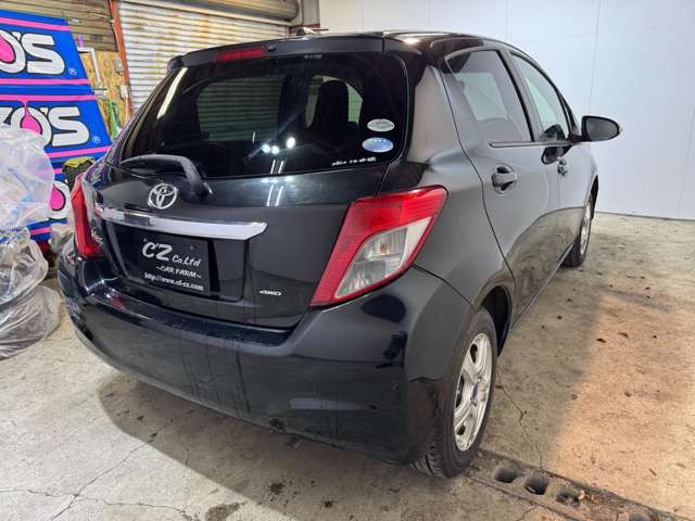 ���[�Ԃ܂łɎԗ������Ȃǐ�C�X�^�b�t����Ƃ������܂��� �����̓X�`�[�������͂��߁A�ł��邾���C���悭����肢��������悤�����������܂�!�O���͋@�B�Ŗ����������āA���b�N�X�R�[�e�B���O�������Ă��܂��B
