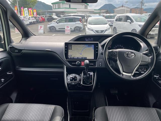 ヴォクシー2.0 ZS 煌II