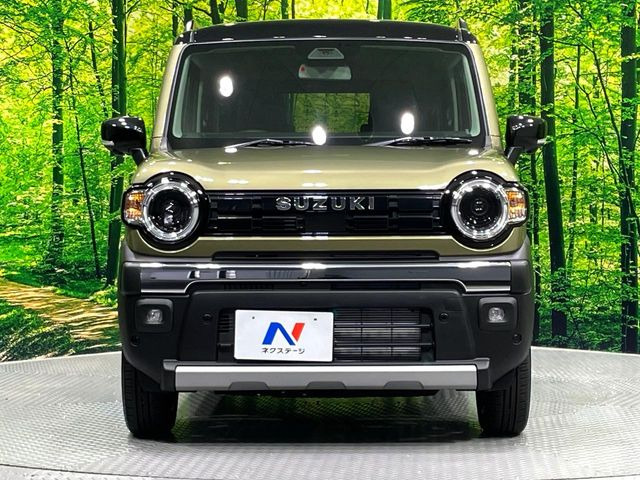 弊社では、全車『修復歴なし』のお車のみ取り扱っております。専任バイヤーによる厳選した仕入れの後、入庫後の車両チェックを行い、ネクステージが認定した高品質な中古車をご提供しております。