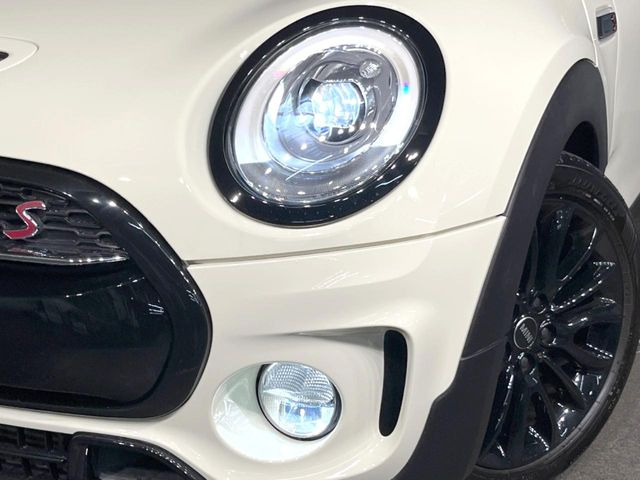 ��LED�w�b�h���C�g:��ԑ��s�����ǍD�Ȏ��E���m�ۂ����S���ĉ^�]�ł��鍂�P�xLED�w�b�h���C�g�𑕔�!�_�����x�������A����d�͂��}�����Ă��܂��B
