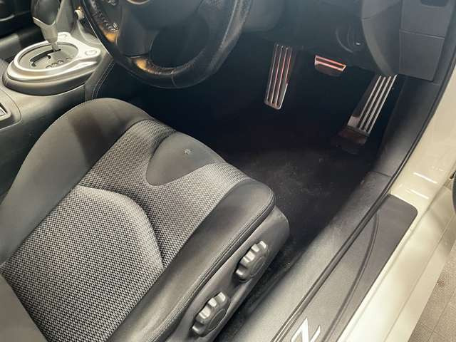 �^�]�Ȃ��L�X�Ƃ��Ă���^�]���₷�������������Ă��܂��������N���[�j���O�����{�ς݂ł��B