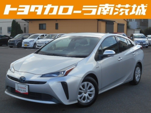 プリウス1.8 S