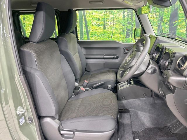 ドライバーによって運転しやすいポジションは異なり、あの車はどうなのか不安なこともありますよね。気になるお車は店頭で乗り込んでご確認いただけます♪