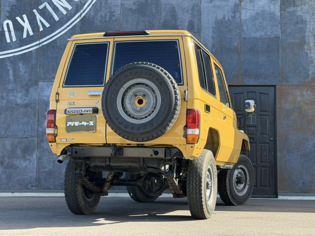 ランドクルーザー704.2 LX ディーゼル 4WD
