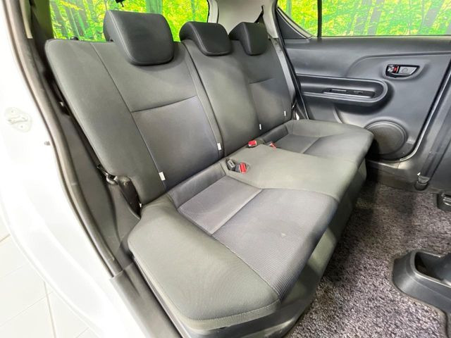 �R���p�N�g�J�[�ł����A�Z�J���h�V�[�g�͏\���ȍL����������K�ɂ���肢�������܂���V�[�g��|���đ傫�ȉו���ς񂾂�ƁA�p�r�̕����L��1��ł��B