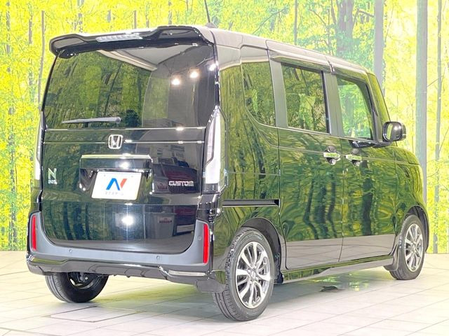 ☆全国のネクステージからお取り寄せが可能※!遠方の店舗に展示してあるクルマが気になる場合も、最寄りの店舗でご覧いただくことが可能です!是非私たちに要望をお聞かせください!※別途費用