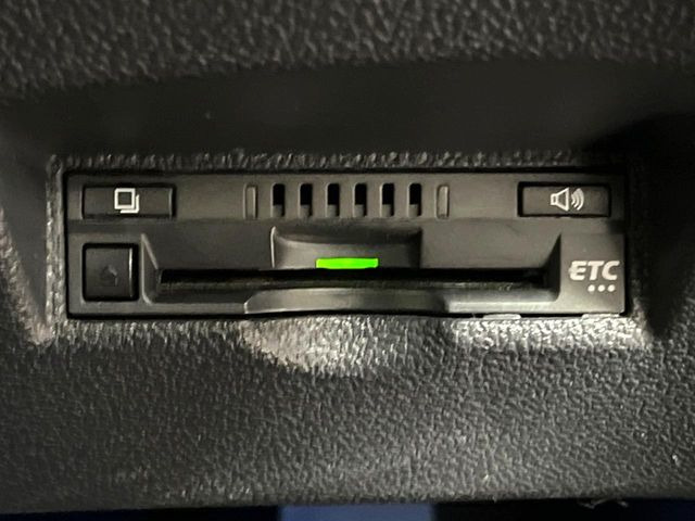 【ETC】高速道路の料金所をストレスなく通過!話題のスポットやサービスエリアに多い「スマートIC」利用時は必須のアイテムです。当店でセットアップを実施、ご納車当日からすぐにご利用いただけます!