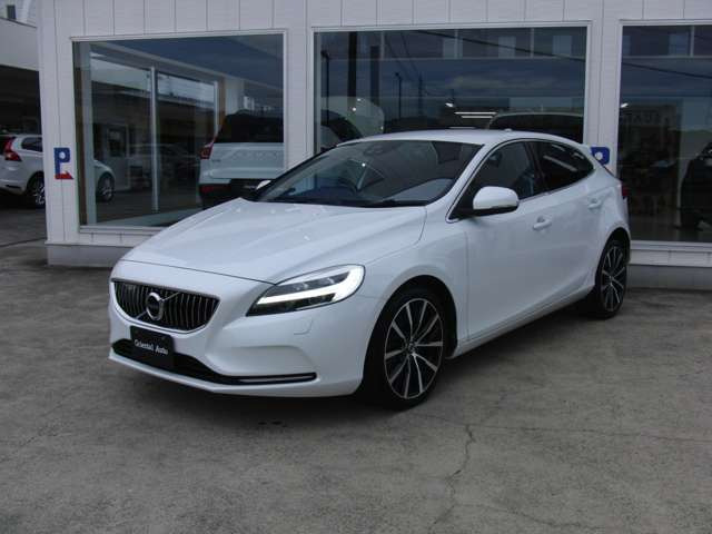 V40D4 インスクリプション ディーゼル