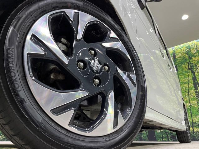 �y����15�C���`�A���~�z�C�[���z�O�ςɃ}�b�`���������A���~�z�C�[���𑕒����Ă���܂��B�e��ЊO�A���~�z�C�[����A�X�^�b�h���X�^�C�����戵�����Ă���܂��B���񂲑��k����������