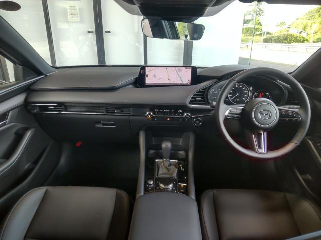MAZDA3ファストバック1.8 XD ドライブ エディション