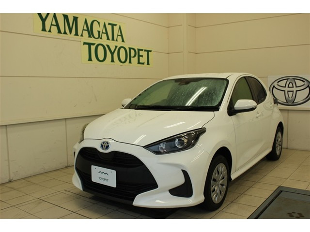 ヤリス1.5 ハイブリッド X E-Four 4WD