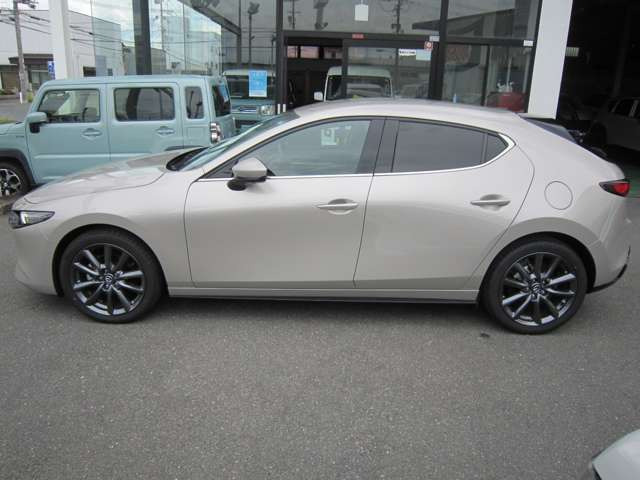 MAZDA3ファストバック