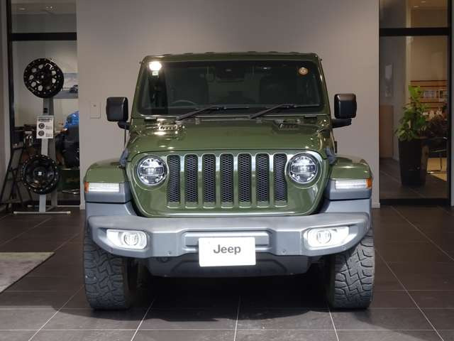 ラングラーアンリミテッド サハラ サージグリーン 4WD