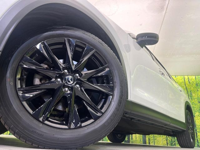 �y�����A���~�z�C�[���z�O�ςɃ}�b�`���������A���~�z�C�[���𑕒����Ă���܂��B�e��ЊO�A���~�z�C�[����A�X�^�b�h���X�^�C�����戵�����Ă���܂��B���񂲑��k����������