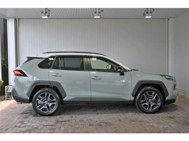 RAV4