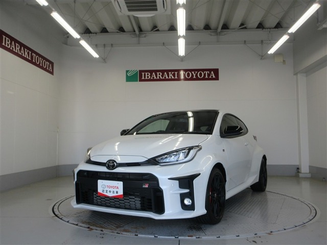 ヤリス