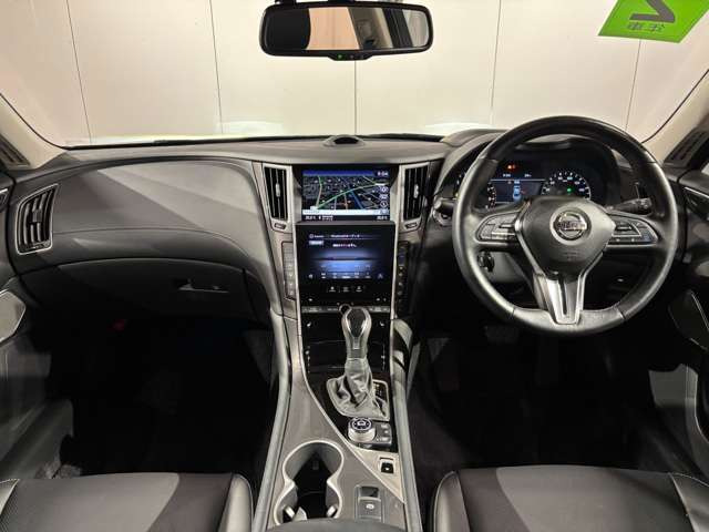スカイライン3.5 ハイブリッド GT タイプP 4WD