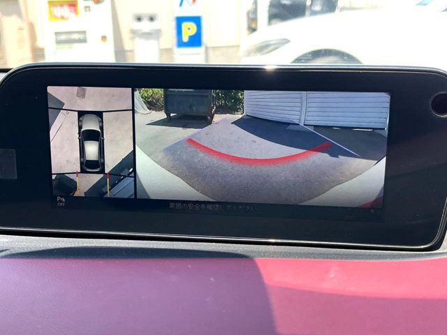 �y360&deg;�r���[���j�^�[�z��p�̃J�����ɂ��A�ォ�猩���낵���悤�Ȏ��_��360�x�N���}�̎��͂��m�F���邱�Ƃ��ł��܂������p�������m�F���₷���A�����ꏊ�ł̐؂�Ԃ��⒓�Ԃ��X���[�Y�ɍs���܂��B