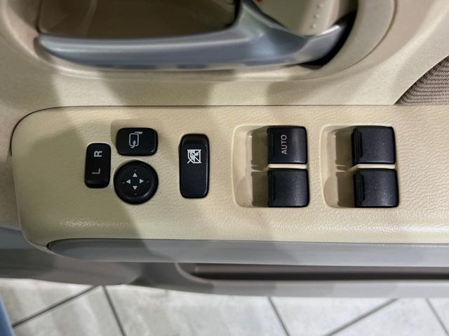 �y�p���[�E�B���h�E�z�{�^����ŊȒP�ɑ��̊J���ł���̂łƂ��Ă��֗�!�^�]���ł��y�X�����