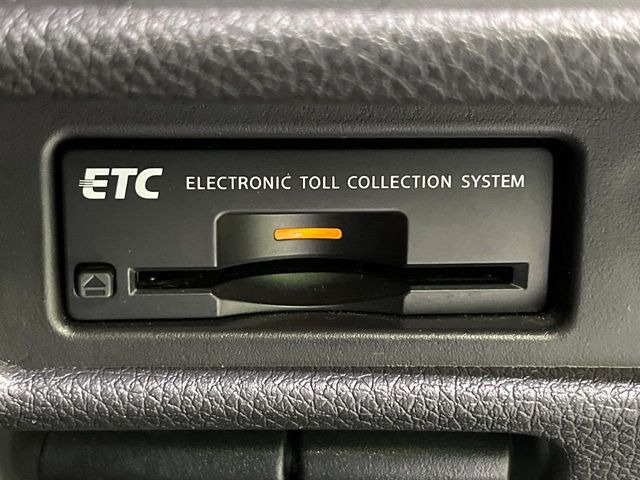 【ETC】高速道路の料金所をストレスなく通過!話題のスポットやサービスエリアに多い「スマートIC」利用時は必須のアイテムです。当店でセットアップを実施、ご納車当日からすぐにご利用いただけます!