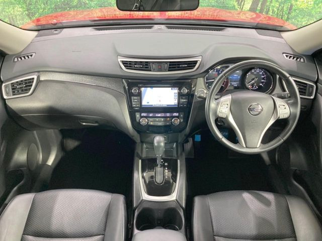 エクストレイル2.0 20Xtt エマージェンシーブレーキパッケージ