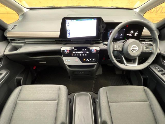 セレナ1.4 e-POWER ハイウェイスターV