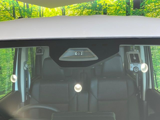 【スズキ セーフティサポート】走行中に前方の車両等を認識し、衝突しそうな時は警報とブレーキで衝突回避と被害軽減をアシスト。より安全にドライブをお楽しみいただけます。