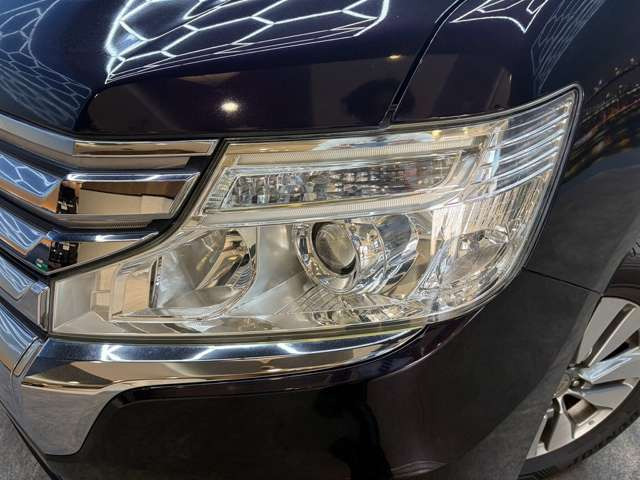 �yHID�w�b�h���C�g�z���ڂŁA�i�i�Ɏ��F����UP���܂�!�t�H�O�����vLED���I�X�X���ł���