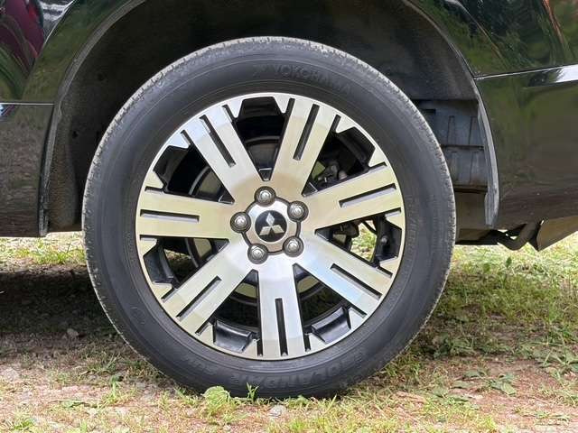 ��������������I
