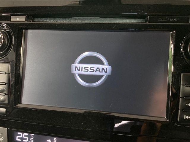 エクストレイル2.0 20Xtt エマージェンシーブレーキパッケージ