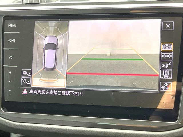 ���p�m���~�b�N�r���[���j�^�[:��p�̃J�����ɂ��A�ォ�猩���낵���悤�Ȏ��_��360�x�N���}�̎��͂��m�F���邱�Ƃ��ł��܂������p�������m�F���₷���A�����ꏊ�ł̐؂�Ԃ��⒓�Ԃ��X���[�Y�ɍs���܂��B