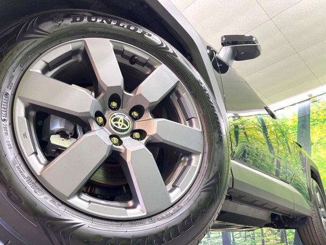�y����18�C���`�A���~�z�C�[���z�O�ςɃ}�b�`���������A���~�z�C�[���𑕒����Ă���܂��B�e��ЊO�A���~�z�C�[����A�X�^�b�h���X�^�C�����戵�����Ă���܂��B���񂲑��k����������