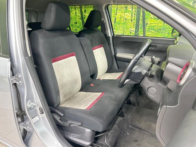 ドライバーによって運転しやすいポジションは異なり、あの車はどうなのか不安なこともありますよね。気になるお車は店頭で乗り込んでご確認いただけます♪