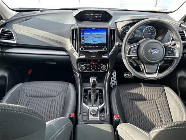 フォレスター2.0 アドバンス 4WD