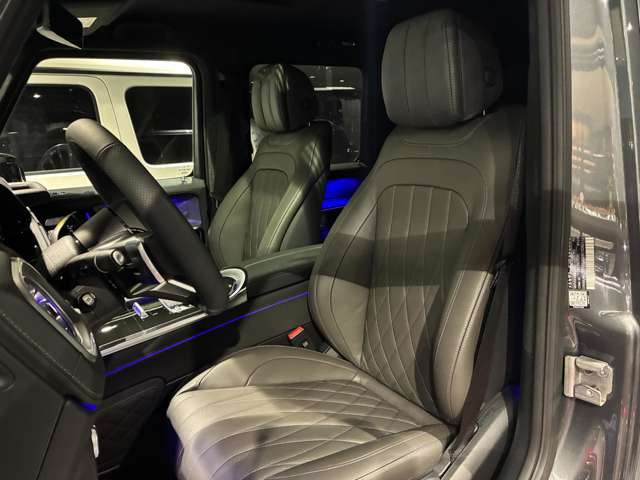 GクラスG450d AMGラインパッケージ (ISG) 4WD