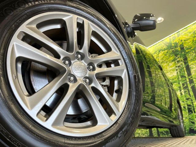�y����16�C���`�A���~�z�C�[���z�O�ςɃ}�b�`���������A���~�z�C�[���𑕒����Ă���܂��B�e��ЊO�A���~�z�C�[����A�X�^�b�h���X�^�C�����戵�����Ă���܂��B���񂲑��k����������