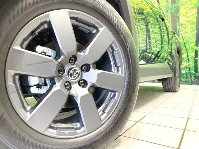 �y����18�C���`�A���~�z�C�[���z�O�ςɃ}�b�`���������A���~�z�C�[���𑕒����Ă���܂��B�e��ЊO�A���~�z�C�[����A�X�^�b�h���X�^�C�����戵�����Ă���܂��B���񂲑��k����������