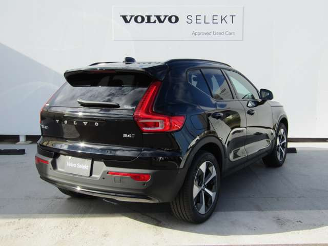 XC40ウルトラ B4 AWD 4WD