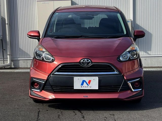 弊社では、全車『修復歴なし』のお車のみ取り扱っております。専任バイヤーによる厳選した仕入れの後、入庫後の車両チェックを行い、ネクステージが認定した高品質な中古車をご提供しております。