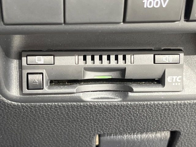 【ETC】高速道路の料金所をストレスなく通過!話題のスポットやサービスエリアに多い「スマートIC」利用時は必須のアイテムです。当店でセットアップを実施、ご納車当日からすぐにご利用いただけます!