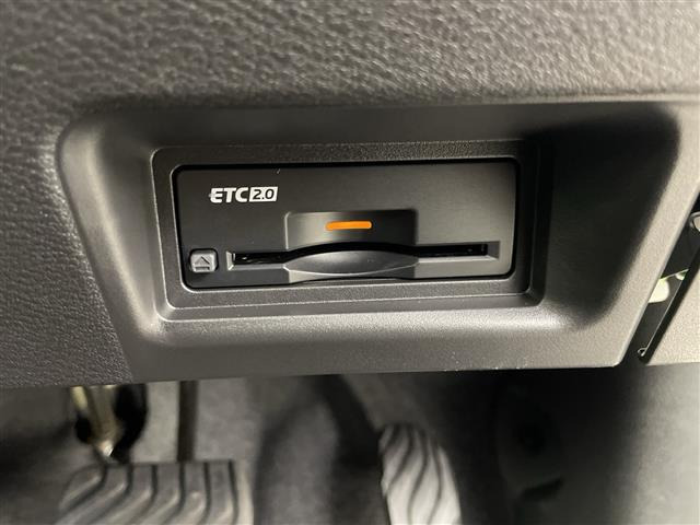 セレナ1.4 e-POWER ハイウェイスターV