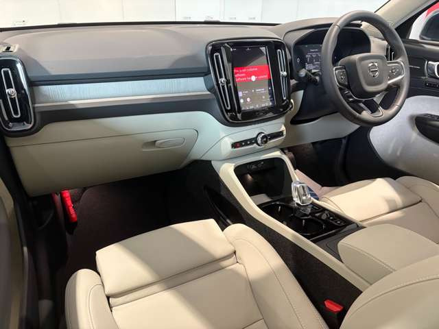XC40B3