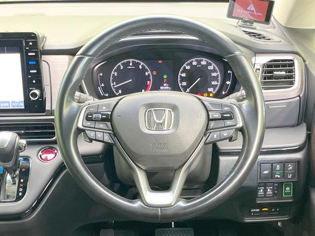 �y�X�e�A�����O�X�C�b�`�z�^�]���A�O������ڐ������炷���ƂȂ��A�I�[�f�B�I���̑��삪�\�ȕ֗��@�\!���S&���K�ȃh���C�u�����o���Ă���܂���